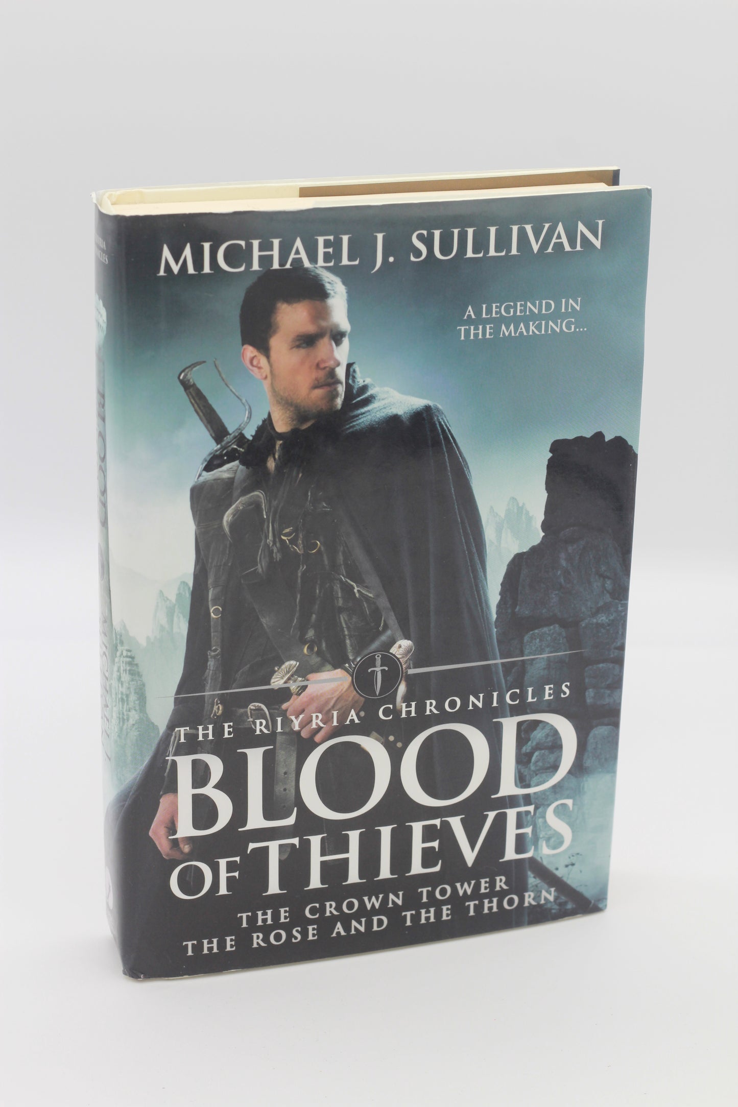 The Riyria Chronicles: Blood of Thieves - Michael J Sullivan